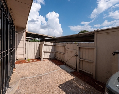 8486 Ariel Street - Photo Thumbnail 19