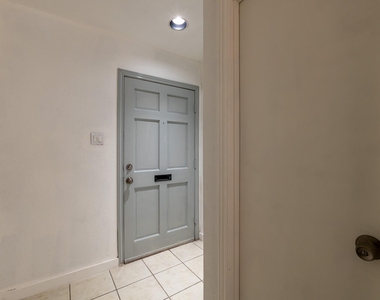 8486 Ariel Street - Photo Thumbnail 13