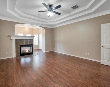 2711 Sica Hollow Lane - Photo Thumbnail 13