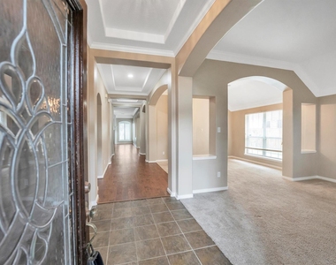 2711 Sica Hollow Lane - Photo Thumbnail 2