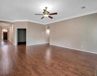 2711 Sica Hollow Lane - Photo Thumbnail 6