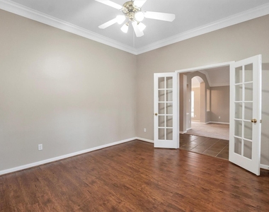2711 Sica Hollow Lane - Photo Thumbnail 23