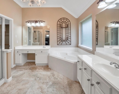 2711 Sica Hollow Lane - Photo Thumbnail 25