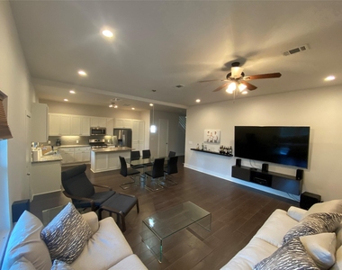 9741 Fabiola Drive - Photo Thumbnail 1