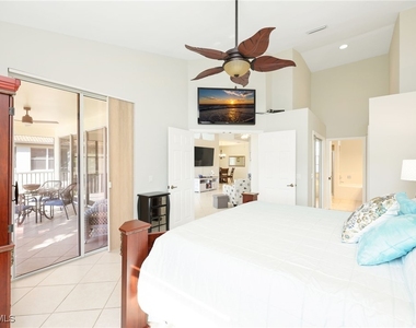7828 Gardner Drive - Photo Thumbnail 16