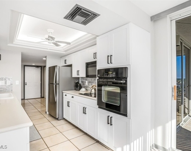 11116 Gulf Shore Drive - Photo Thumbnail 9