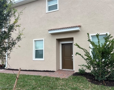 2971 Citrus Street - Photo Thumbnail 2
