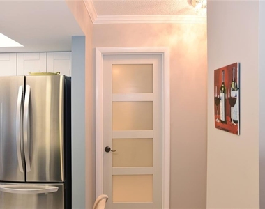 4900 Brittany Drive S - Photo Thumbnail 21