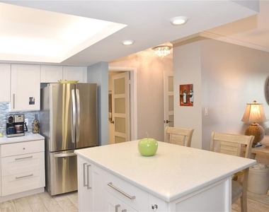 4900 Brittany Drive S - Photo Thumbnail 3