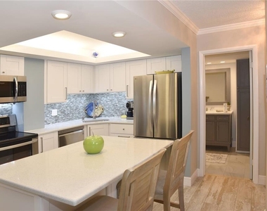 4900 Brittany Drive S - Photo Thumbnail 2