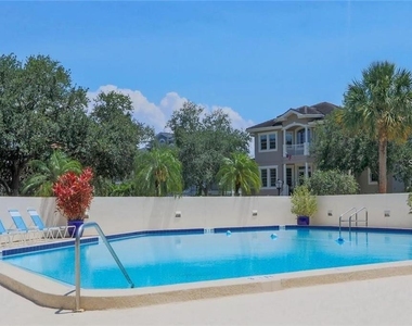 5950 Pelican Bay Plaza S - Photo Thumbnail 27