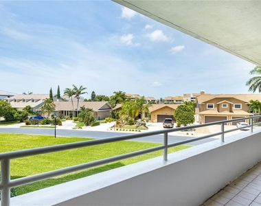 5950 Pelican Bay Plaza S - Photo Thumbnail 24