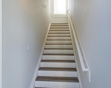 7121 Blue Indigo Crescent - Photo Thumbnail 9