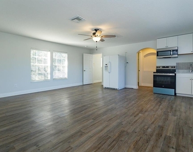 7121 Blue Indigo Crescent - Photo Thumbnail 3