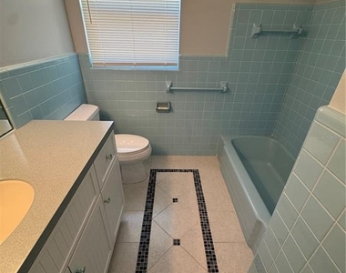 189 Small Street Se - Photo Thumbnail 14
