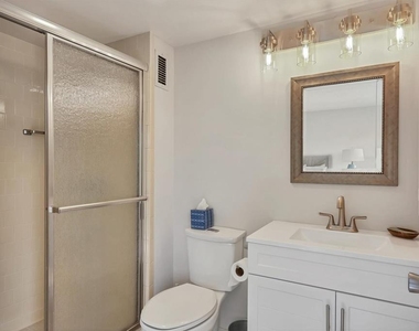 1250 N Portofino Drive - Photo Thumbnail 19