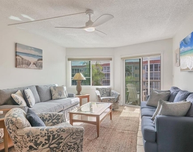 1250 N Portofino Drive - Photo Thumbnail 4