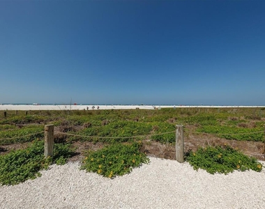 1250 N Portofino Drive - Photo Thumbnail 55