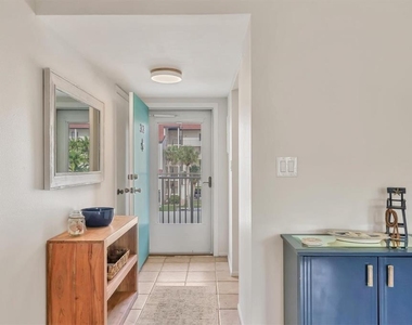 1250 N Portofino Drive - Photo Thumbnail 3