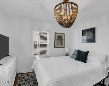 1403 Ocean Avenue - Photo Thumbnail 7