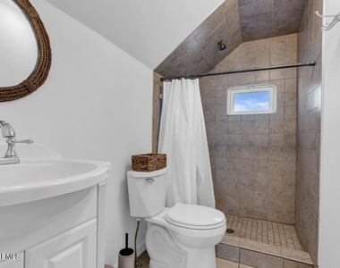 1403 Ocean Avenue - Photo Thumbnail 10