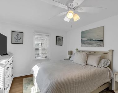 1403 Ocean Avenue - Photo Thumbnail 12