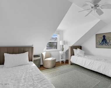 1403 Ocean Avenue - Photo Thumbnail 11