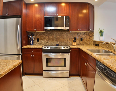 1500 S Ocean Boulevard - Photo Thumbnail 7