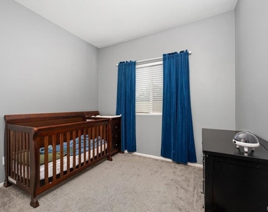 475 W Camellia Way - Photo Thumbnail 10
