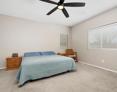 475 W Camellia Way - Photo Thumbnail 8