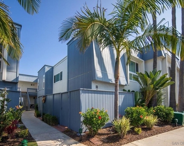 8 Antigua Ct - Photo Thumbnail 1