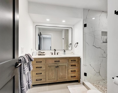 320 Nw 3rd Avenue - Photo Thumbnail 19