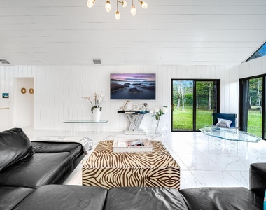 583 Rambling Drive Circle - Photo Thumbnail 2