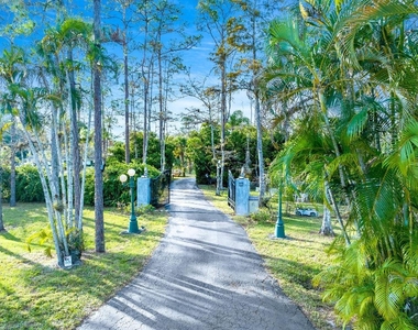 583 Rambling Drive Circle - Photo Thumbnail 29