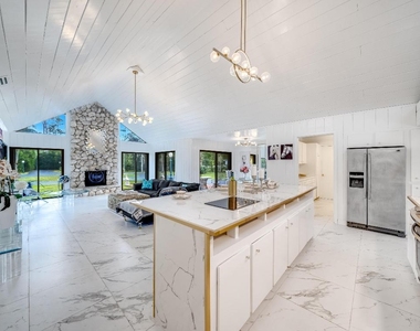 583 Rambling Drive Circle - Photo Thumbnail 7