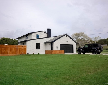 17 Underhill Drive - Photo Thumbnail 14