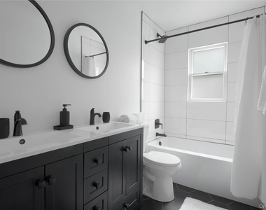 17 Underhill Drive - Photo Thumbnail 4