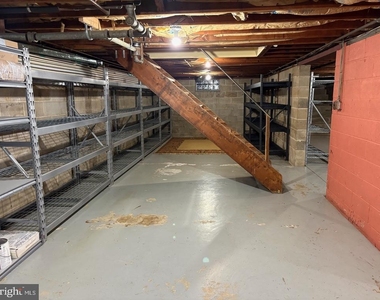 1040 Indiana Ave - Photo Thumbnail 23