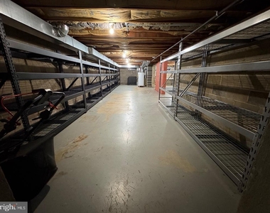 1040 Indiana Ave - Photo Thumbnail 24