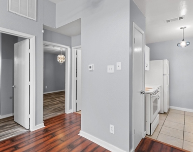 7617 Meador Ave - Photo Thumbnail 5