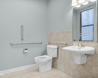 202 W Main Street - Photo Thumbnail 13