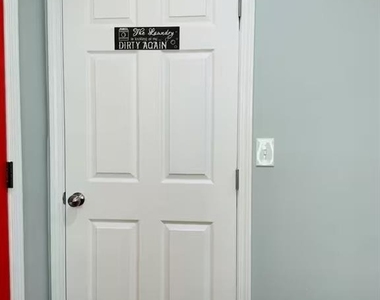 521 Granade Drive - Photo Thumbnail 17