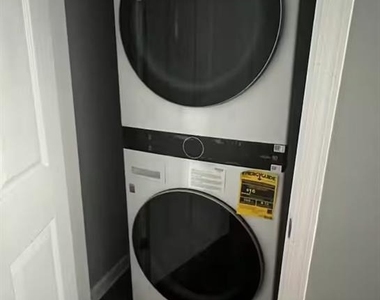 521 Granade Drive - Photo Thumbnail 18