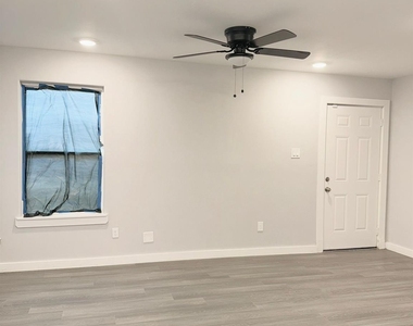 8109 Denton Street - Photo Thumbnail 3