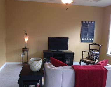 704 Sue Street - Photo Thumbnail 16