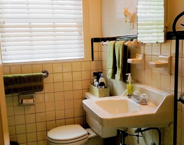 704 Sue Street - Photo Thumbnail 20