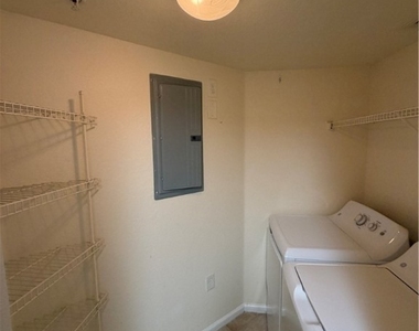 4121 Residence Drive - Photo Thumbnail 7