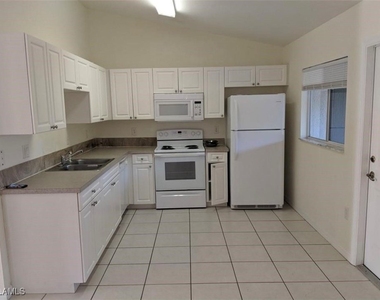 2806/2804 Hawalaska Street - Photo Thumbnail 1