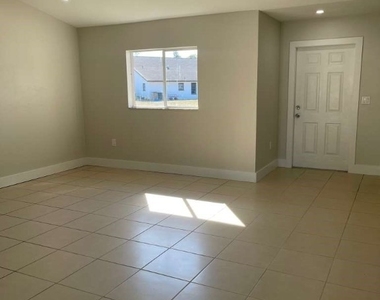 2806/2804 Hawalaska Street - Photo Thumbnail 3