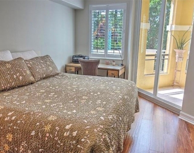 2738 Tiburon Boulevard E - Photo Thumbnail 4